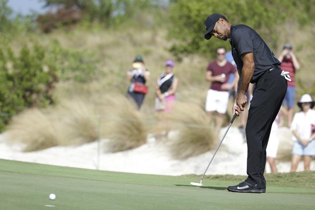 Tiger Woods falters after hot start, settles for 73 in return at Hero World Challenge