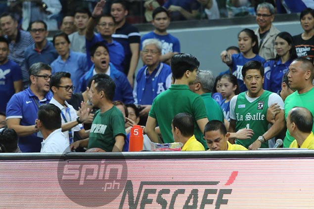 Commotion behind Ateneo bench involving Mark Leviste mars UAAP finals ...