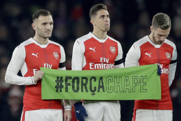 Fans pay final tributes as Chapeco buries football club president