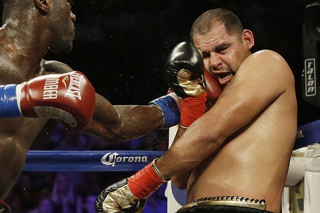 Eric Molina embraces underdog role, vows to 'shake the world' vs unbeaten champ Joshua