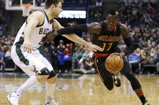 Dennis Schroder drops career-high 33 as Hawks rally from 20 points down to stun Bucks