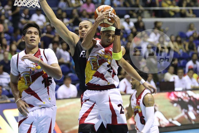 Block party enables SMB star Arwind Santos to make Top 10 in all time list