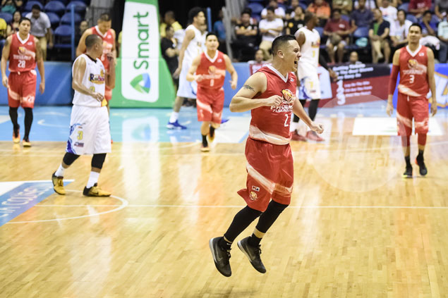 Josh Urbiztondo signed up by GlobalPort in time for match vs former team Ginebra