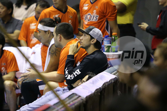 Jared Dillinger proud of way Meralco is holding up as he recovers from injury