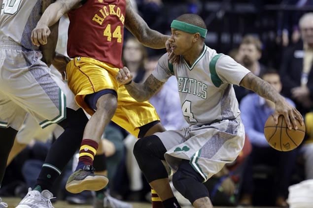 Isaiah Thomas takes over in the fourth as surging Celtics fend off skidding Pacers late rally