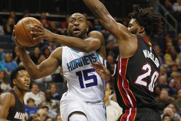 Hornets buck cold start, ride strong third quarter surge to pull away from slumping Heat