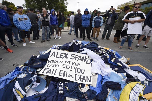San Diego fans lash out as Chargers franchise officially announce move to Los Angeles