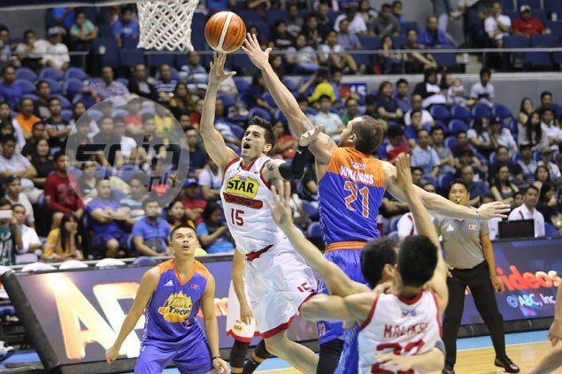 Marc Pingris, fellow Star veterans willing to listen to rookies: 'Pantay-pantay tinginan dito'