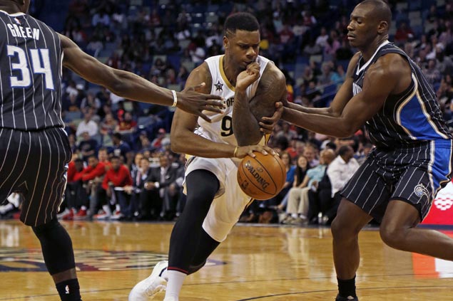 Pelicans cruise to 20-point romp over road-weary, depleted Magic to snap two-game skid