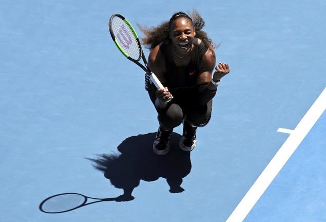 Serena Williams leads trio of 30-somethings in Round of four at Aussie Open