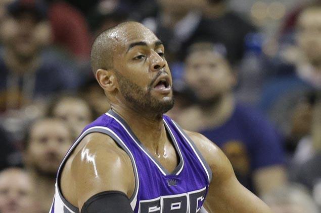 Arron Afflalo hits triple in dying moments to lift Kings over skidding Cavaliers