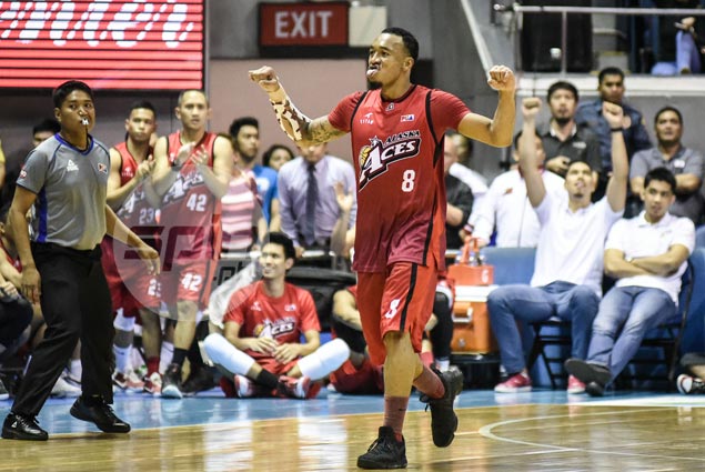 Vastly improved three-point shot makes Calvin Abueva a bigger asset for Gilas, says Compton