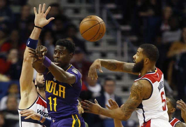 Wizards squander huge early lead but recover to beat Pelicans for fourth straight win