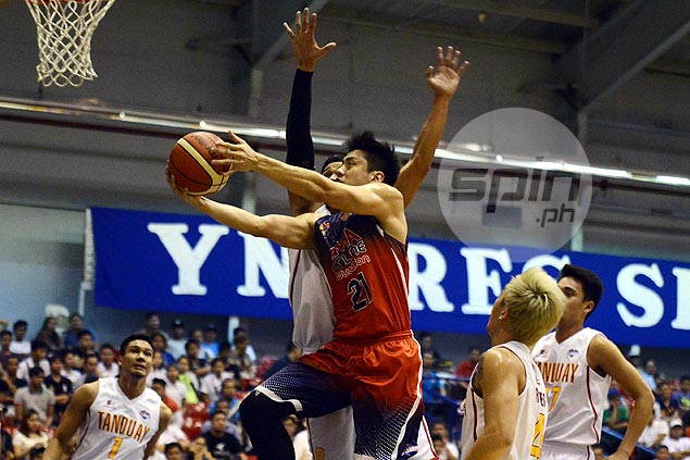 Lawrence Chongson in awe of 'zone-buster' Jeron Teng: 'Sana sa next conference, mapunta sa amin'