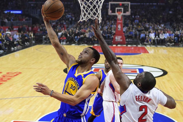 Steph Curry, Kevin Durant, Klay Thompson combine for 76 as Warriors blow by Clippers