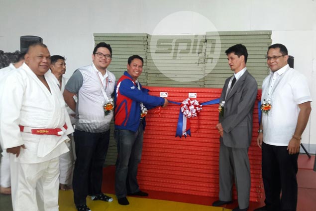All-Japan Judo Federation donates mats for Philippines' grassroots program