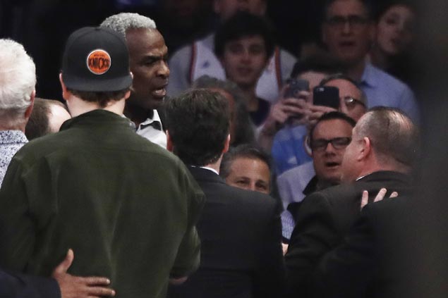 Charles Oakley denies any wrongdoing in MSG arrest, but Knicks call his account 'pure fiction'