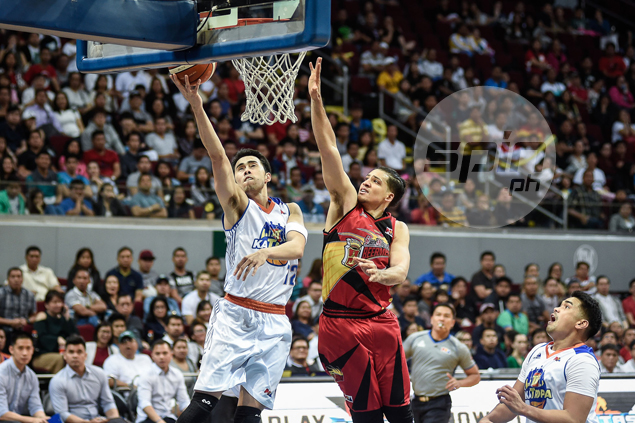 Rare technical foul not a distraction as Larry Fonacier finds his touch in playoffs
