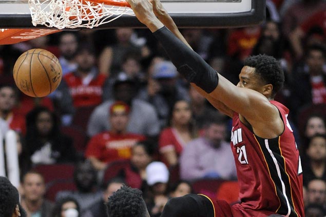 Whiteside, Dragic get Miami back on track as Heat hold off Rockets to snap two-game skid