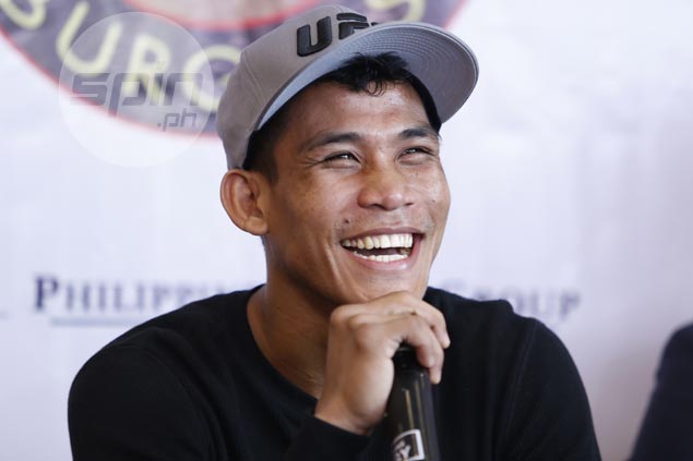 Filipino MMA fighter Jenel Lausa takes on unbeaten Russian Bibulatov in UFC 210