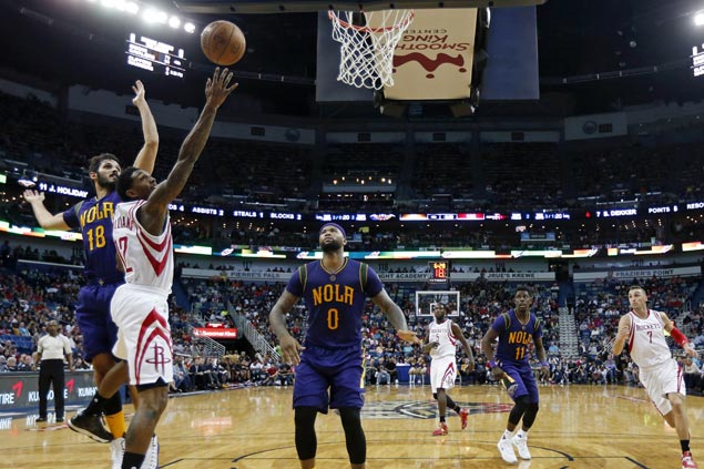 Lou Williams comes up huge in Rockets debut, helps spoil Cousins' first game with Pelicans