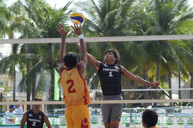 Lyceum's Jhonel Badua, Joeward Presnede make it seven straight victories in NCAA beach volleyball