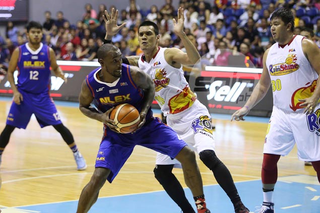 Raymond Almazan rockin' and rollin' against former coach Guiao, ex ...