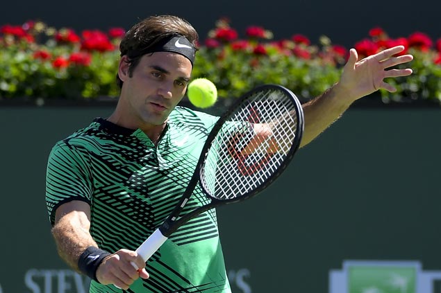 Roger Federer eyes 90th career title as he battles Stanislas Wawrinka in Indian Wells final