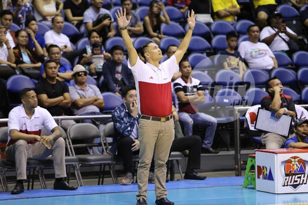 Mahindra coach gets phone call from 'Coach Manny' in middle of game. His advice?