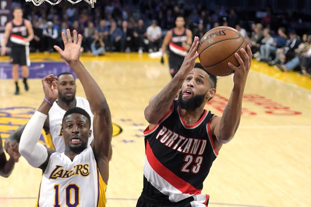 Blazers rip Lakers to extend winning streak to three