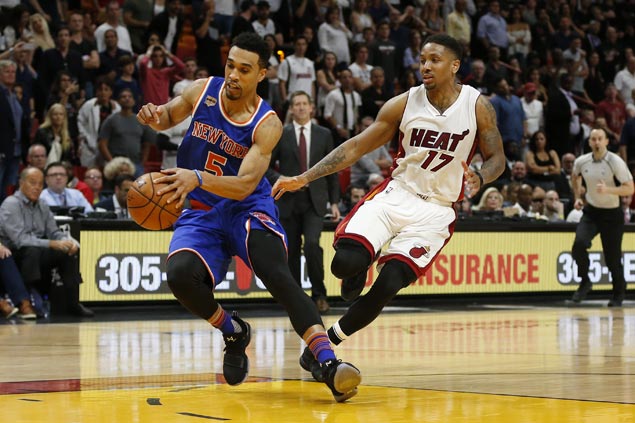 Porzingis, Lee take charge as Knicks side missing Melo and DRose overcome Heat