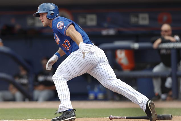 Former NFL quarterback Tim Tebow homers in first at-bat as New York Mets minor leaguer