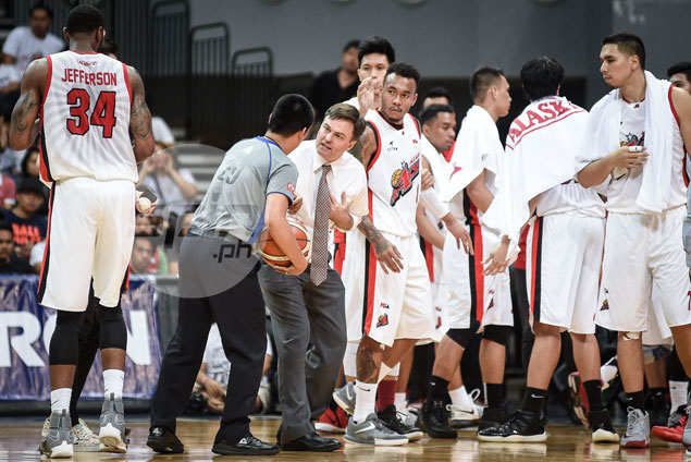 Alaska drubbing at Meralco's hands a wake-up call for Aces, says coach Alex Compton