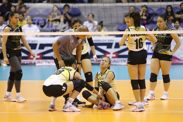 Tearful EJ Laure inspires UST comeback after playing through pain to end Final Four drought