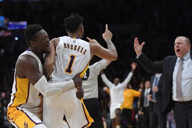 D'Angelo Russell sinks game-winning triple as Lakers edge Timberwolves for fourth straight win