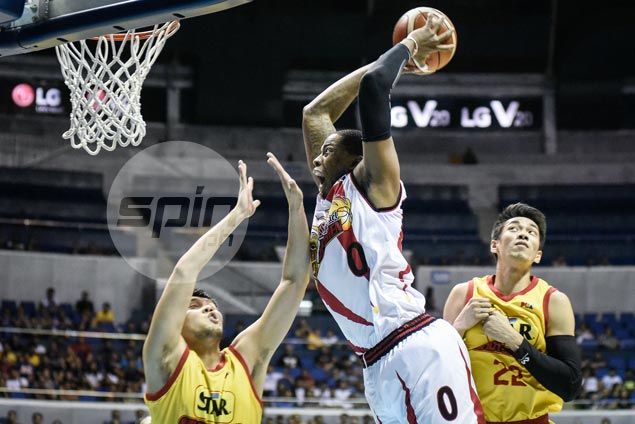 Charles Rhodes, Chris Ross show way as SMB holds off Star for third straight win