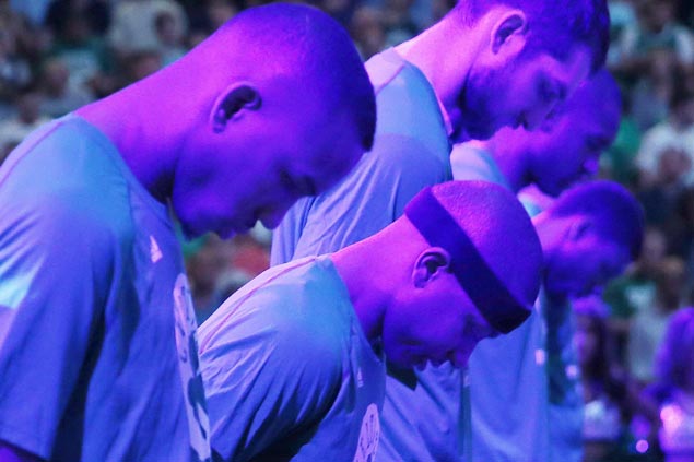 Isaiah Thomas heads home to grieving family, says days since sister's death the hardest of his life