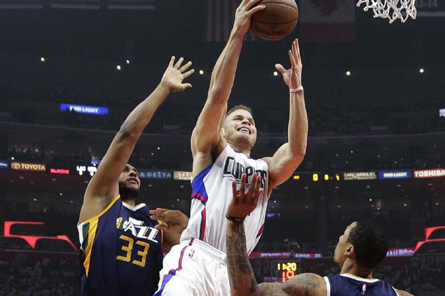 Clippers ride strong start in wire-to-wire win over pesky Jazz to tie the series at 1-1