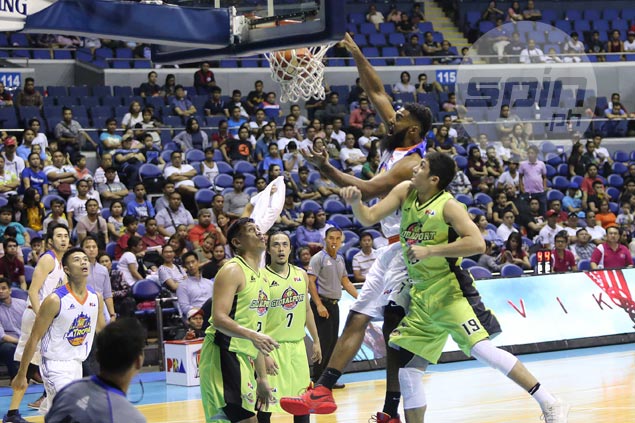 Mo Tautuaa still not in top shape but wows with thunderous dunk despite ...