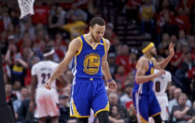 Warriors struggle without Steve Kerr but Steph Curry comes up huge to seal win