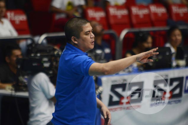 Pocari Sweat coach's frustration mounts as imports sit idly while waiting for FIVB green light