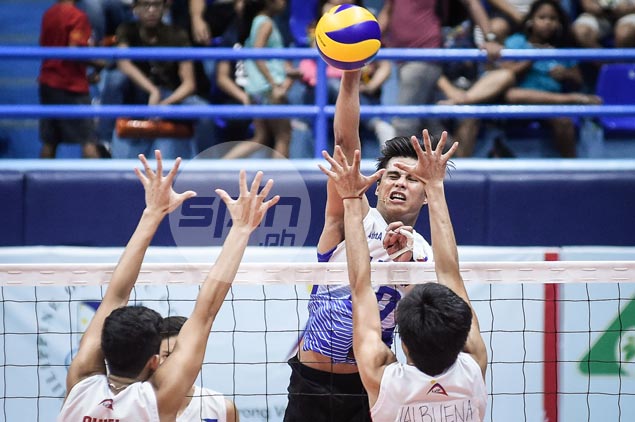 After movie role, PH volleyball team skipper Johnvic de Guzman tries hand at sportscasting