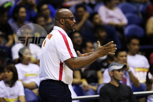 Vietnam coach Donte Hill says 'clever' countdown stunt reflects devotion of Pinoy fans