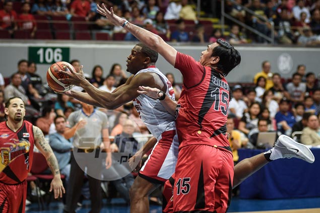 Ginebra regains composure in time to hold off San Miguel, clinch spot in PBA playoffs