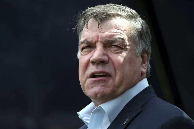 Ryan Fraser stars as Bournemouth ends Sam Allardyce's unbeaten start as manager at Everton