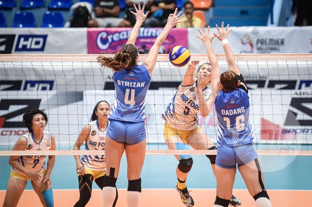 Patcharee Saengmuang stars as Air Force stalls Pocari Sweat's march to PVL semifinals