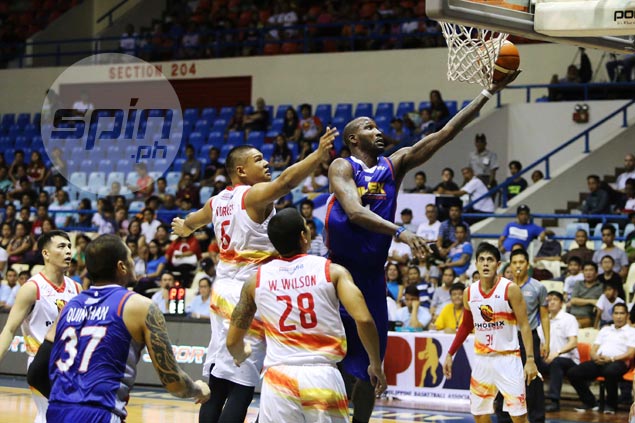 NLEX survives Wright's 42-point explosion, holds off Phoenix to end campaign with back-to-back wins