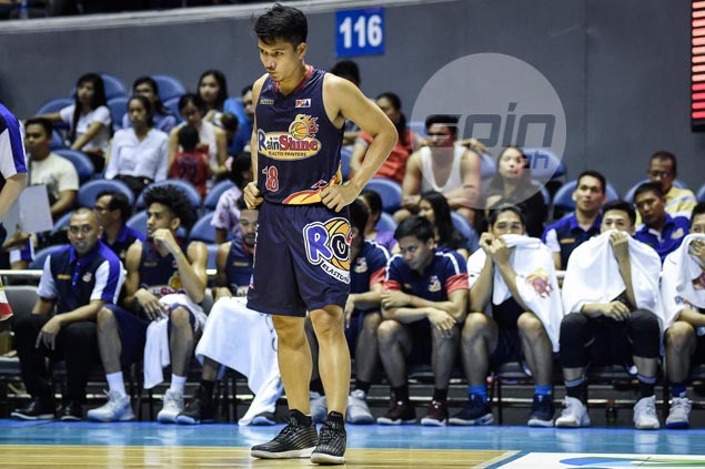 James Yap still short of scoring milestone after misfiring against former team Star