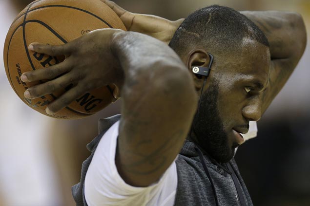 LeBron James on facing 'super team' of Warriors: 'Is it fair? I don't care'
