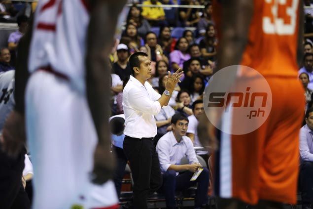 More than worry about X's and O's, Victolero instills belief in Star that SMB can be beat
